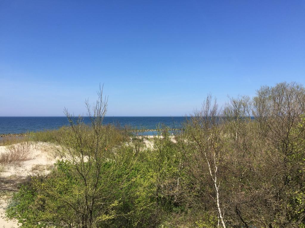 Apartamenty Amon Z Widokiem Na Morze Darlowko Bagian luar foto