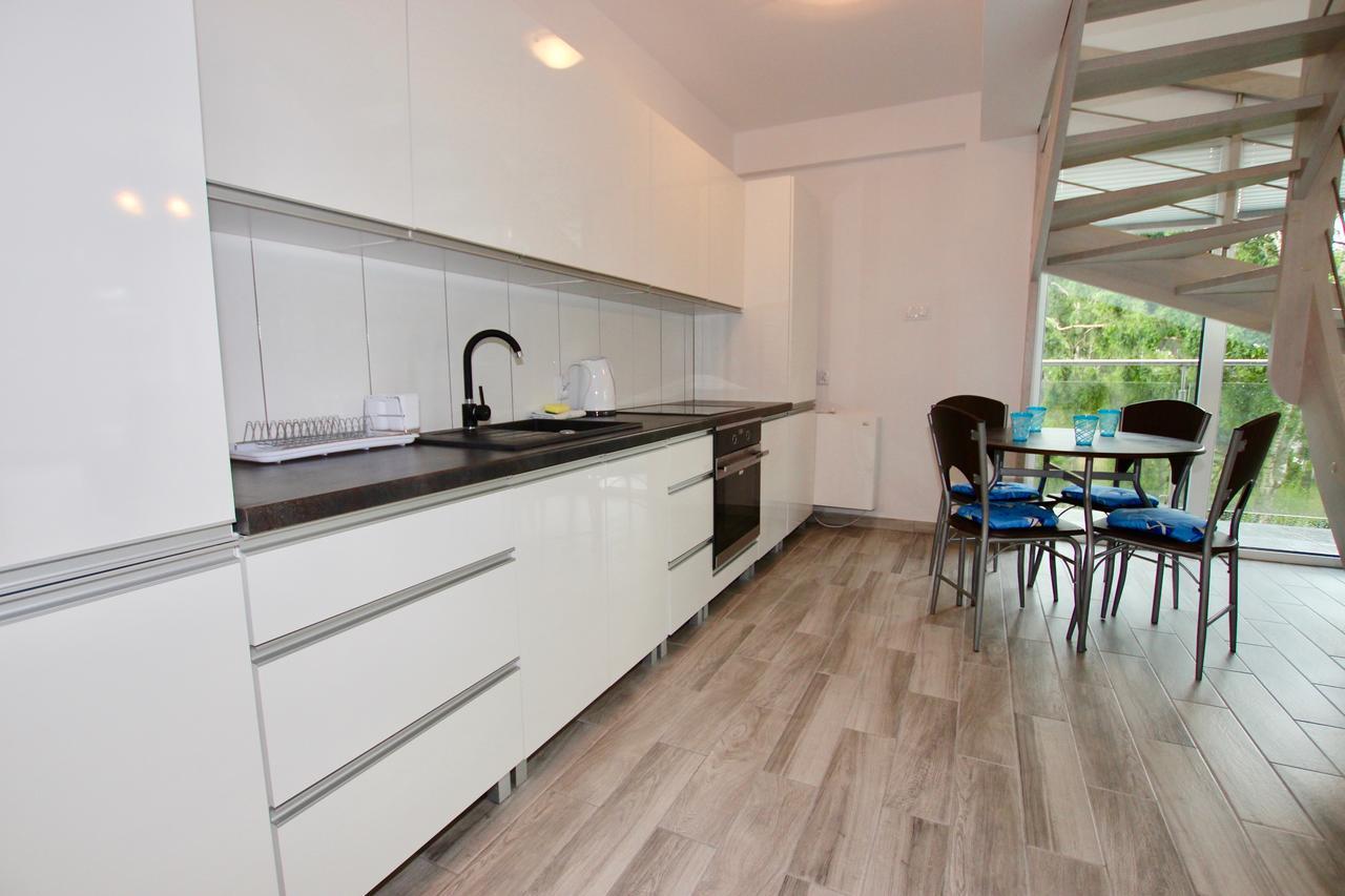Apartamenty Amon Z Widokiem Na Morze Darlowko Bagian luar foto